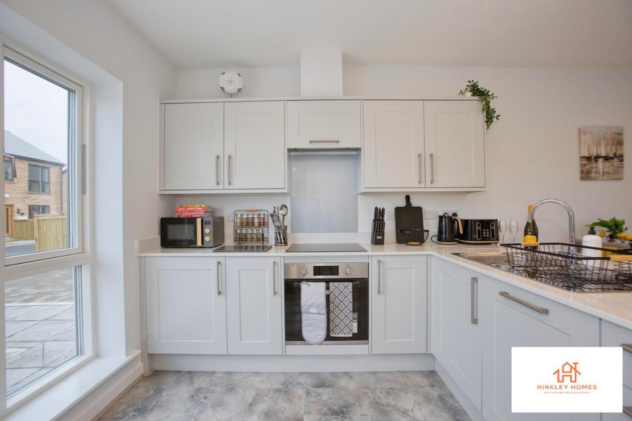 St Ives Bay - Immaculate Brand New 3Bed - Free Parking - Beach - Wifi Hayle Kültér fotó