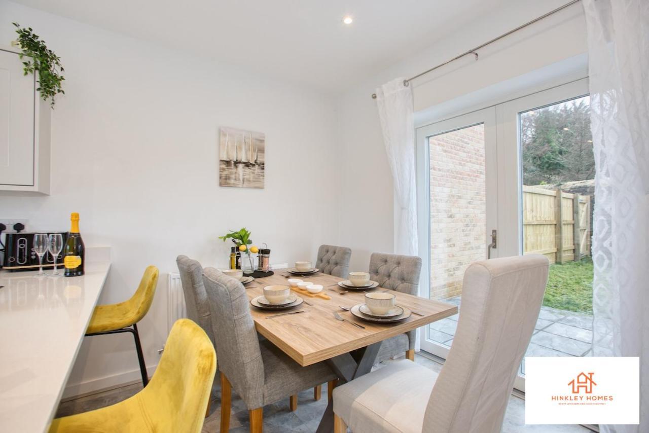 St Ives Bay - Immaculate Brand New 3Bed - Free Parking - Beach - Wifi Hayle Kültér fotó