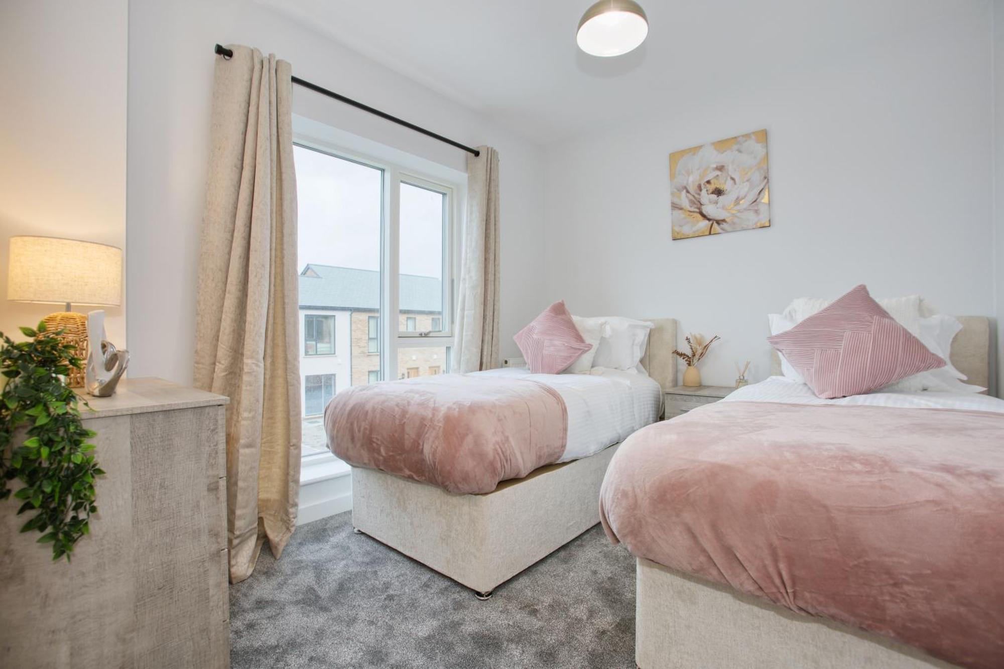St Ives Bay - Immaculate Brand New 3Bed - Free Parking - Beach - Wifi Hayle Kültér fotó