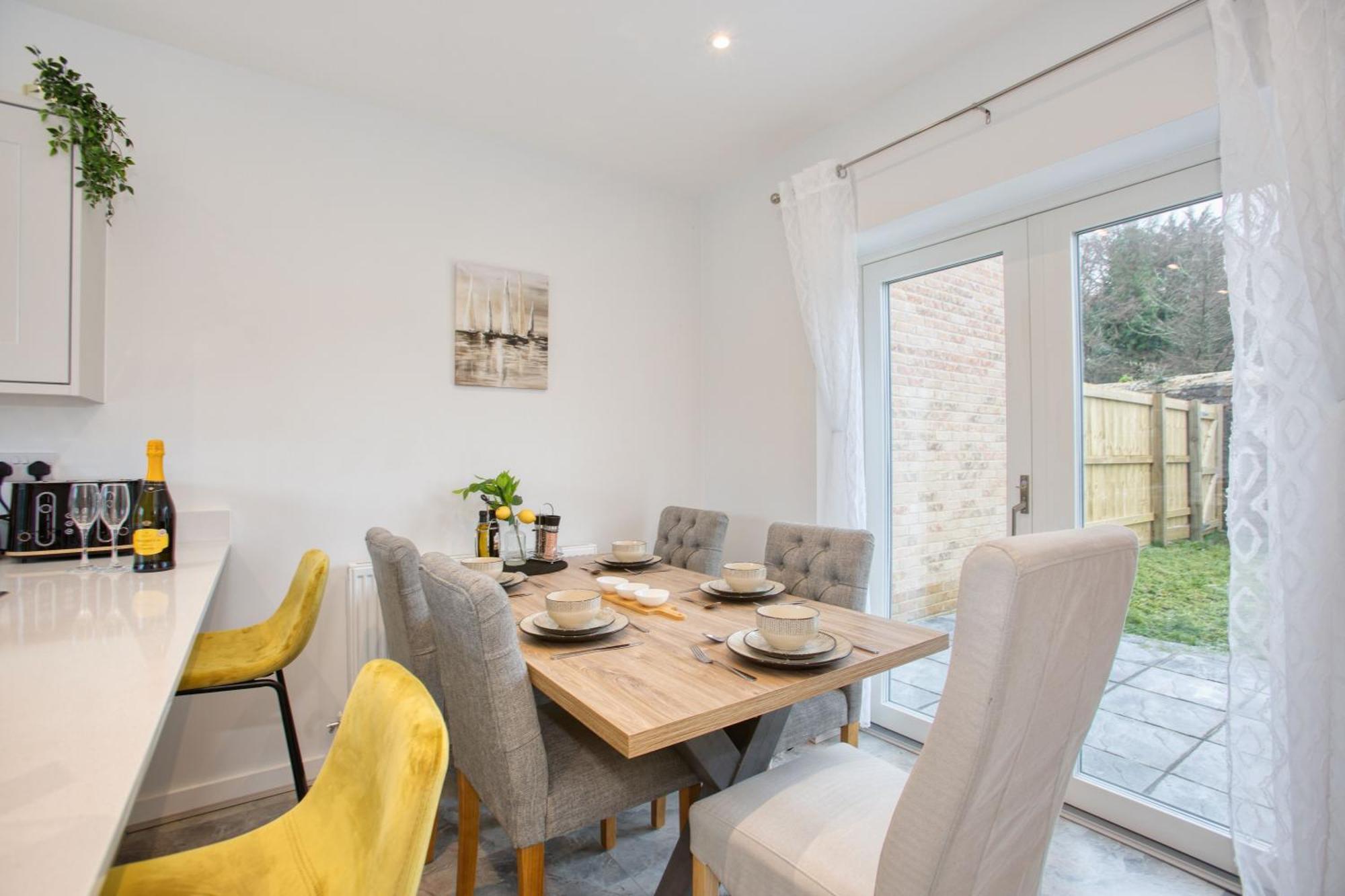St Ives Bay - Immaculate Brand New 3Bed - Free Parking - Beach - Wifi Hayle Kültér fotó